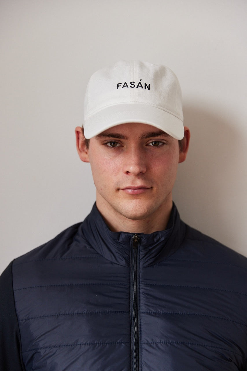 Fasán golf navy caps with logo