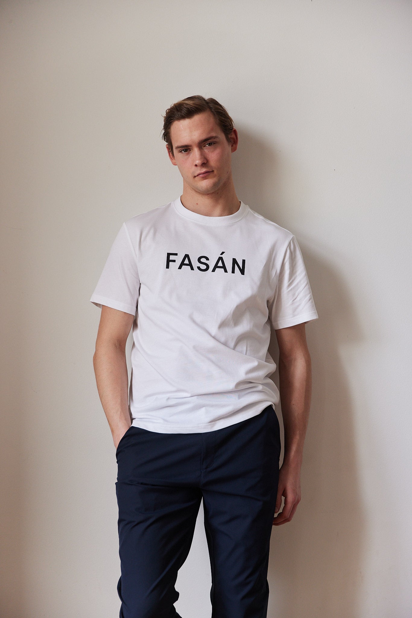 Fasán golf white t-shirt with big logo